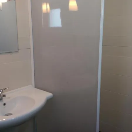 апартаментен туристически комплекс аква терми Здравен курорт