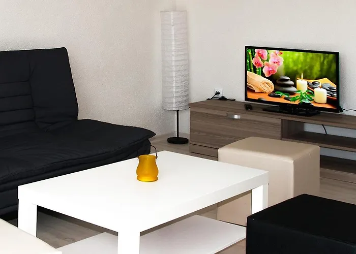 апартаментен туристически комплекс аква терми *